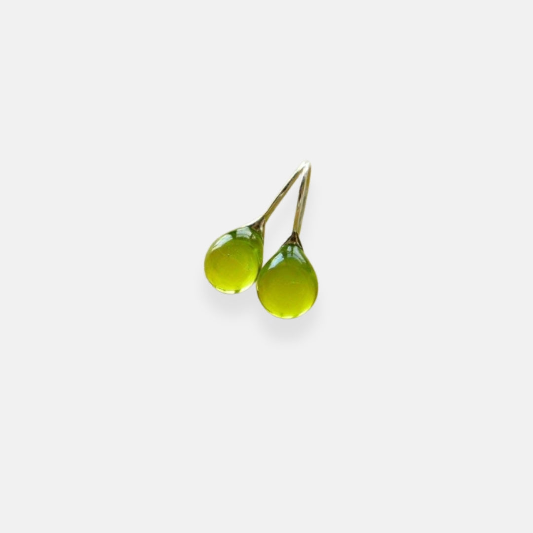 Alie | Boucles d’oreilles en cristal olive vintage