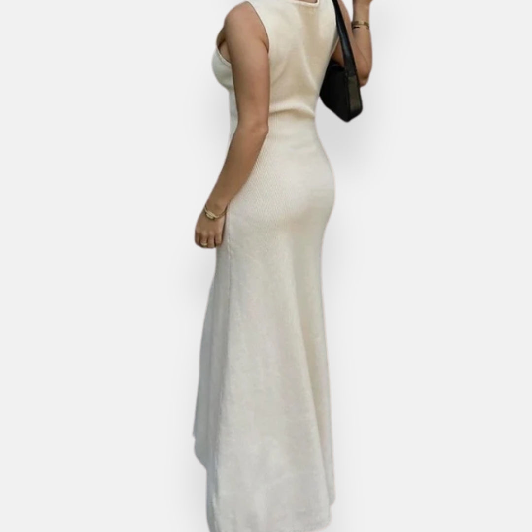Alvine | Robe midi côtelée à boutons dorés