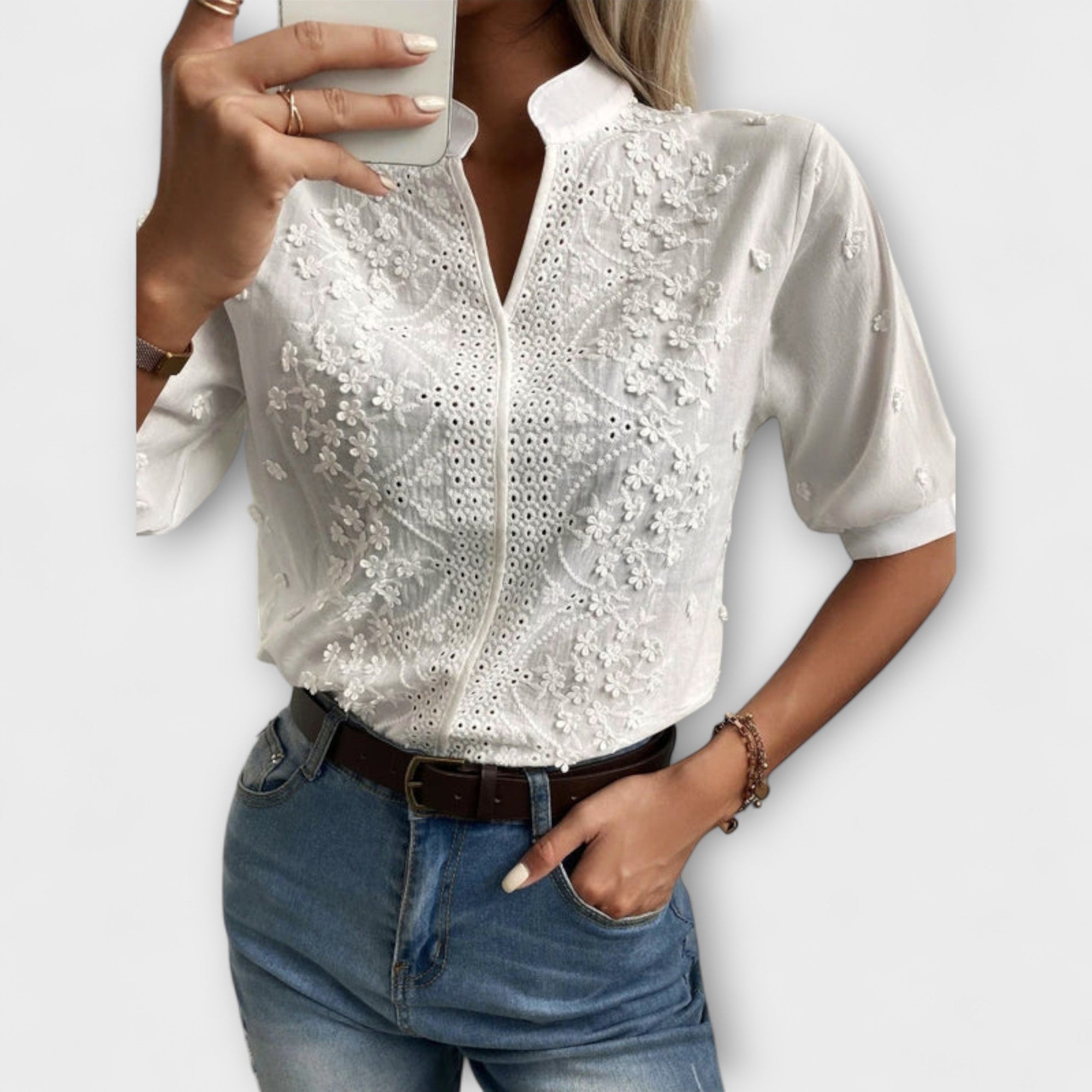 Élise | Blouse Mila avec des broderies exquises